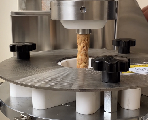 多功能包子機包不了肉餡，你說可笑不可笑