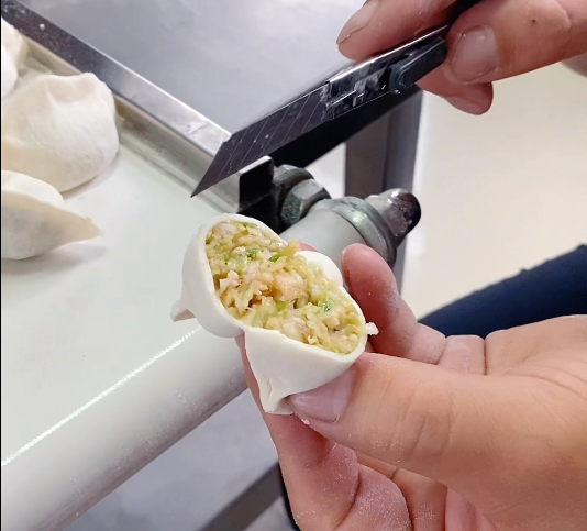 包子餃子一體機一小時可產多少包子和餃子？