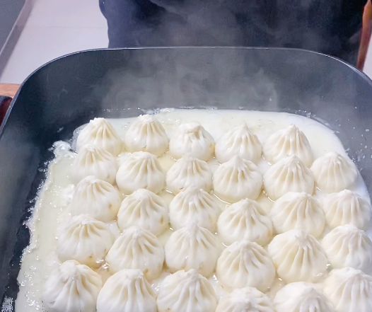 拇指生煎包做法？包子機來完成