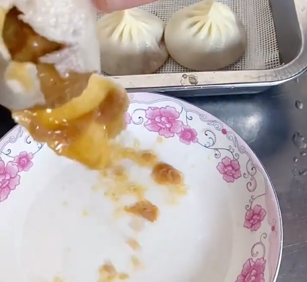 灌湯包機怎么做出帶湯的包子